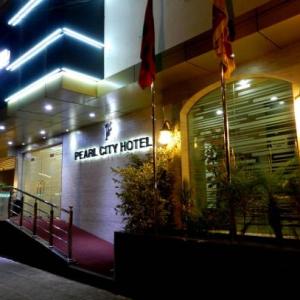Pearl City Hotel 