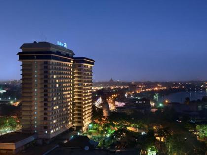 Hilton Colombo Hotel - image 1