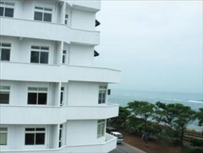 Sai Sea City Hotel - image 2