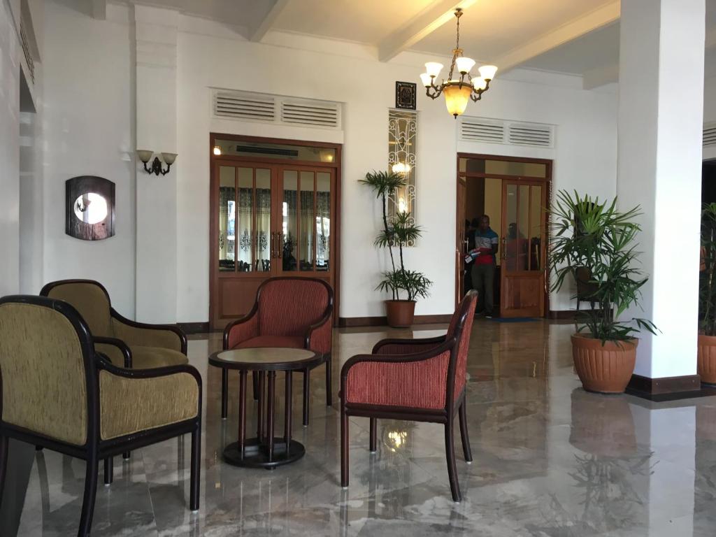 Shalimar Hotel - image 3