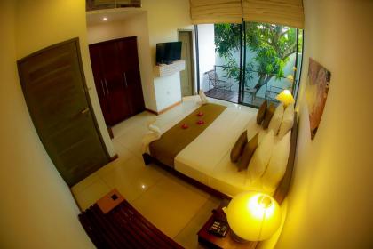 Rockwell Colombo - image 13