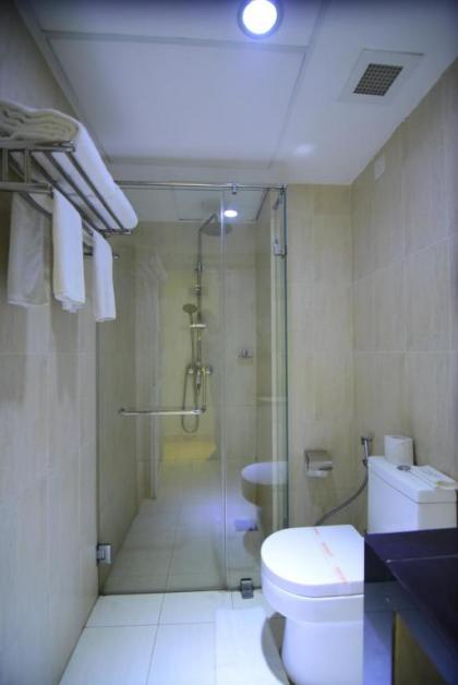 Thilhara Days Inn - image 12