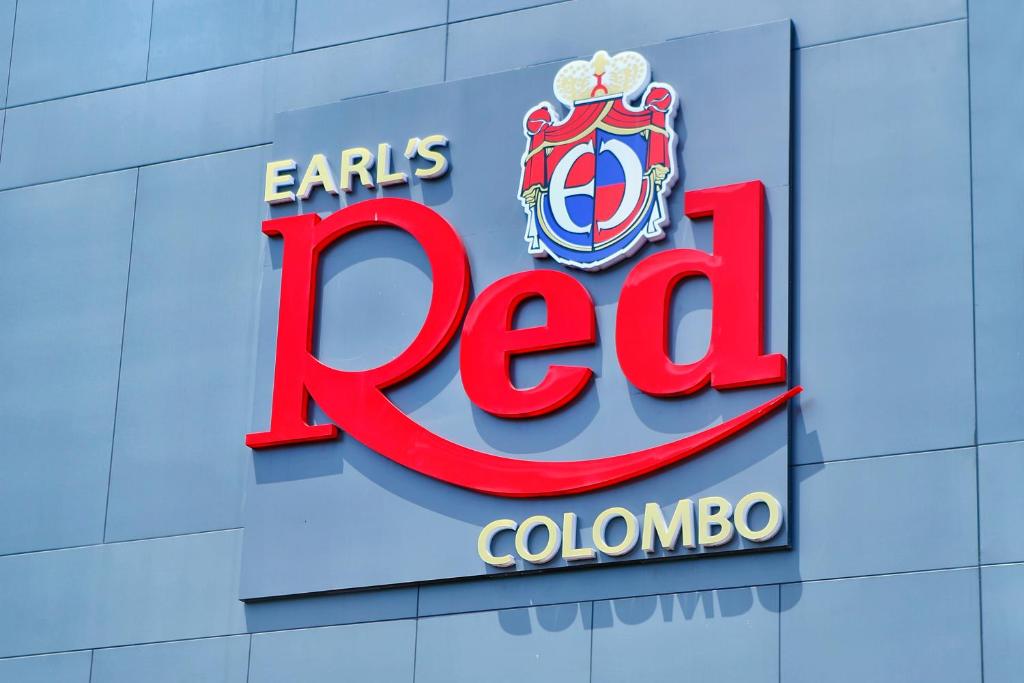 Earl's Red Colombo - image 4
