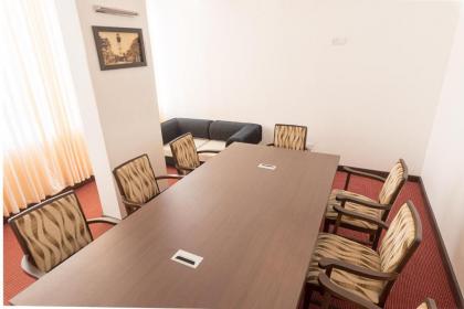 Pearl Royal Hotel Colombo - image 26