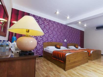 Omega Regency - image 21