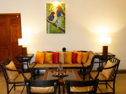 Sunrise Boutique - image 17
