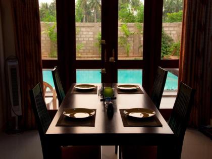 Airport Villa - image 27