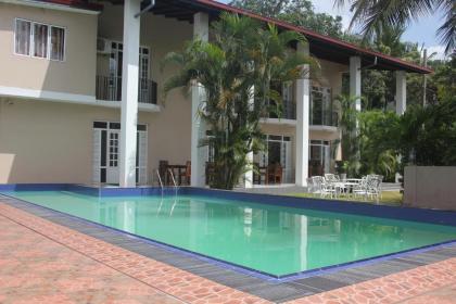 Grand 7 Hotel Thalawathugoda - image 10