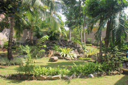 Grand 7 Hotel Thalawathugoda - image 13