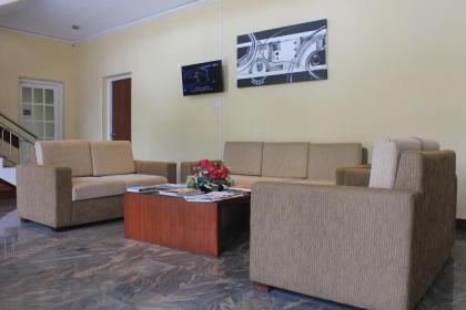 Grand 7 Hotel Thalawathugoda - image 6