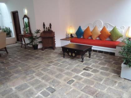 Anugaa in The City - image 26