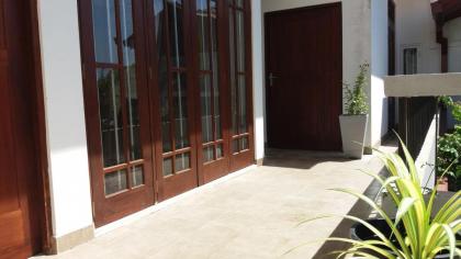 Majestic Apartments - image 22