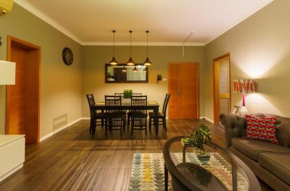 Carlsen Residence - image 15