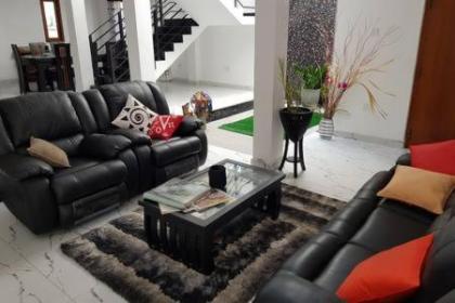 Rohan's Residence - image 21