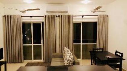 Luxury 3 BR condo-LUXE Highway Residencies Kottawa - image 12