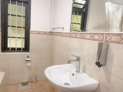 Lost & Found - Colombo - image 28