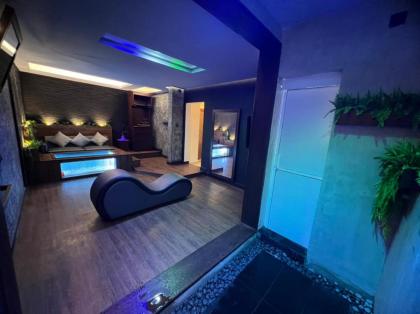 Beverly Villa - image 23