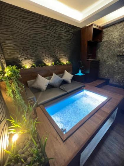Beverly Villa - image 26
