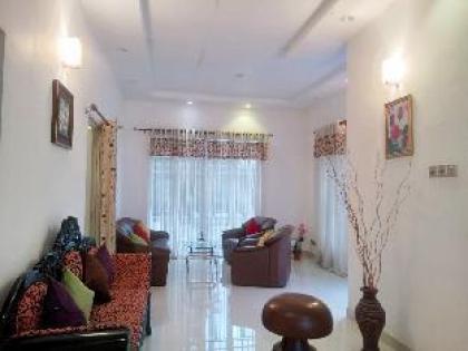 Travel with Mahinda Home Stay Colombo  - image 2