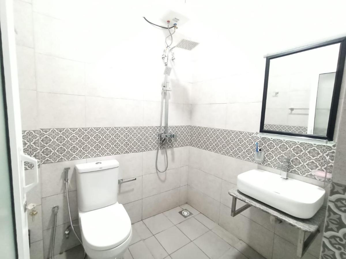 3 bedroom fully furnished apartment - Vel residencies - image 7