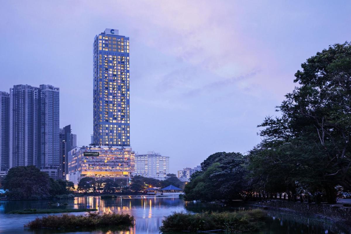Courtyard by Marriott Colombo - image 2