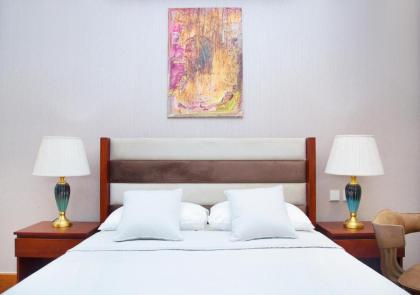 Cinnamon Life - Luxury 2 Bedroom Apartment Overlooking Colombo City - image 22