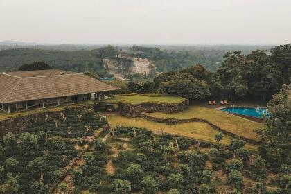 House on a Hill by The Serendipity Collection - image 15