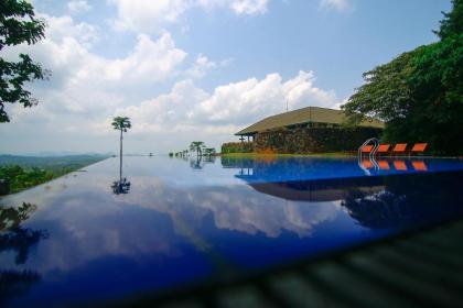 House on a Hill by The Serendipity Collection - image 2