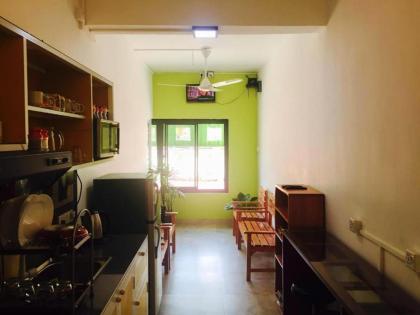 Colombo City Monkey Hostel - image 17