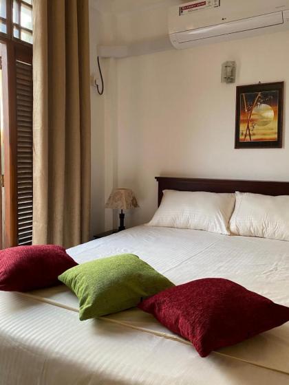 Sunshine Holiday Home at Wattala - image 21
