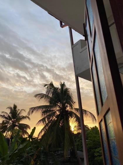 Sunshine Holiday Home at Wattala - image 28